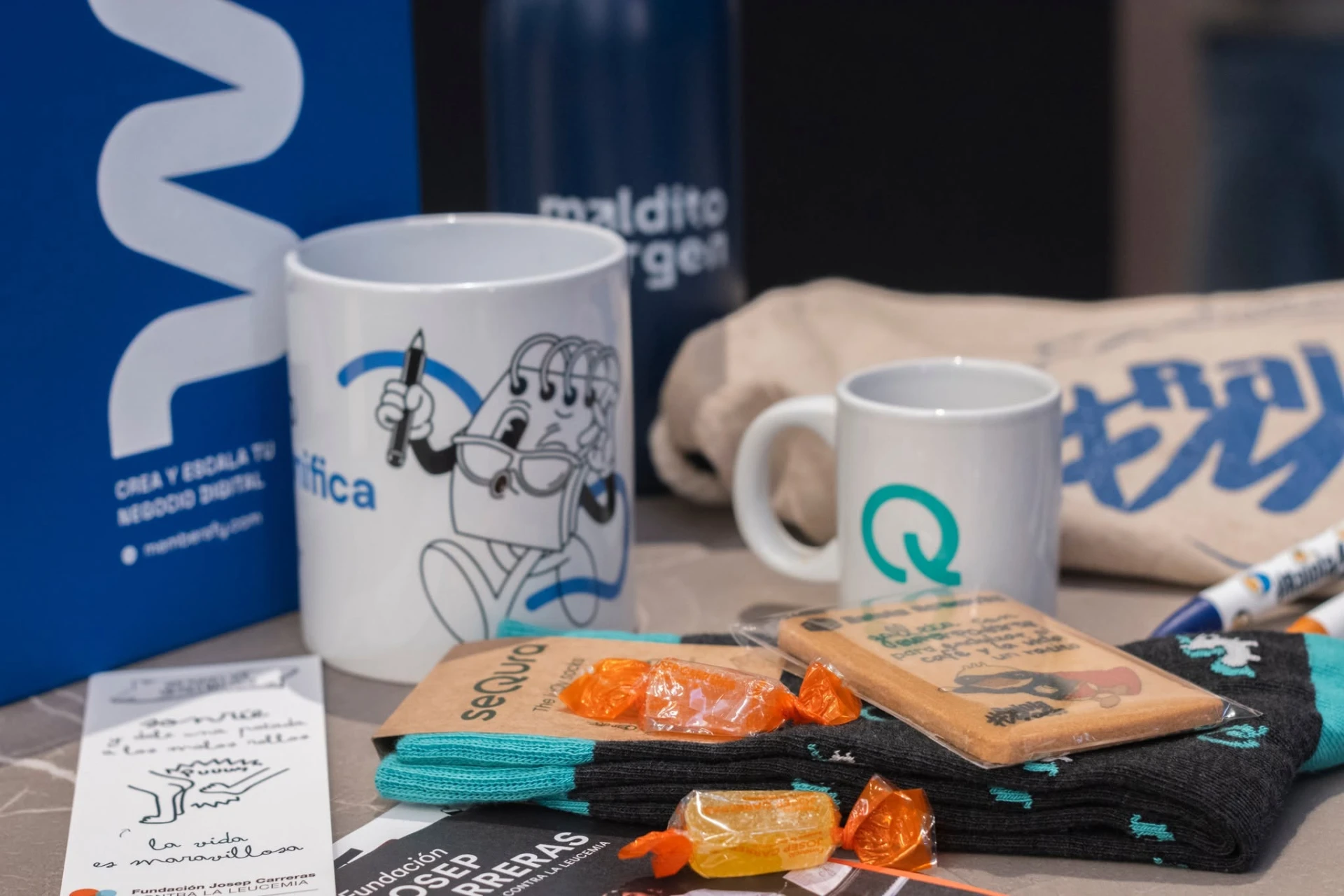 Material de los sponsors del año pasado en el Welcome Pack